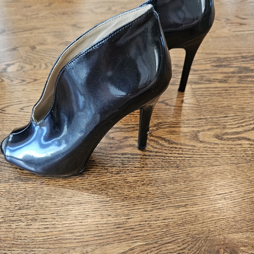 Bcbg generation booties